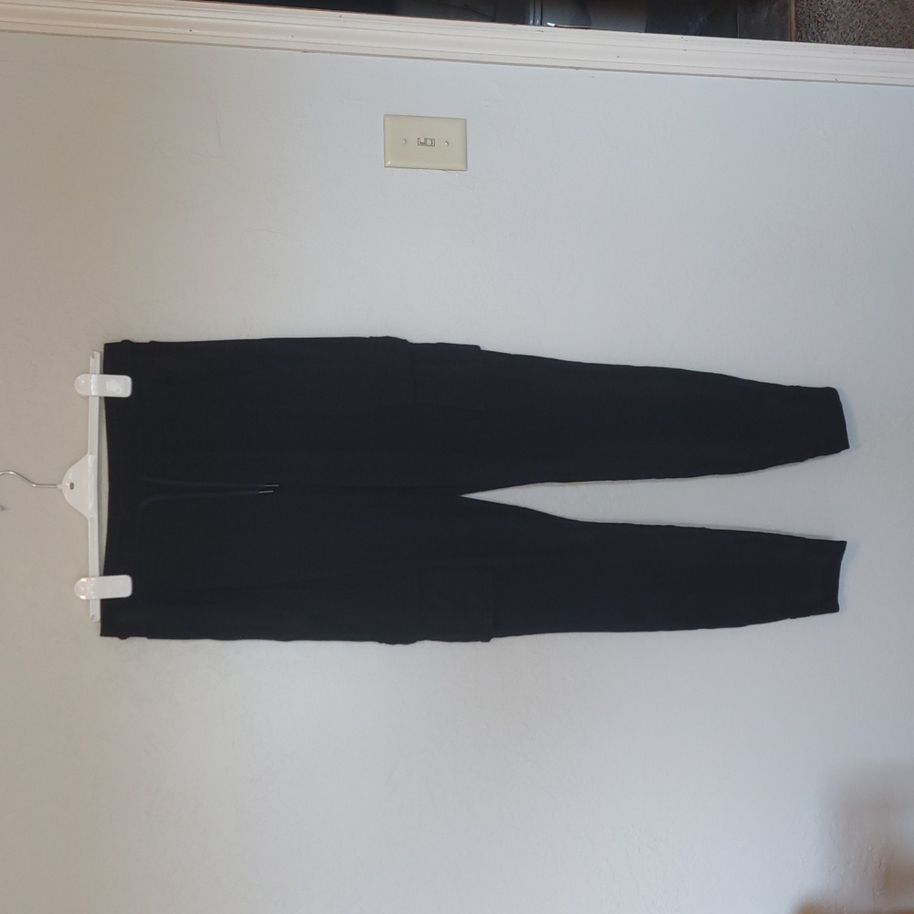 Alo Yoga Cargo Joggers